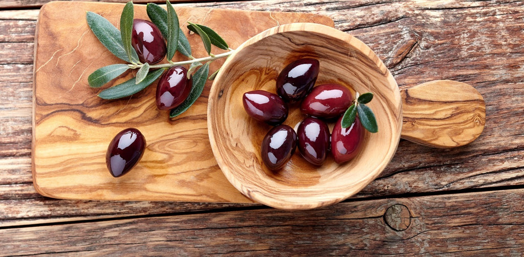 Olives: The rich nutritional value of the Greek land !
