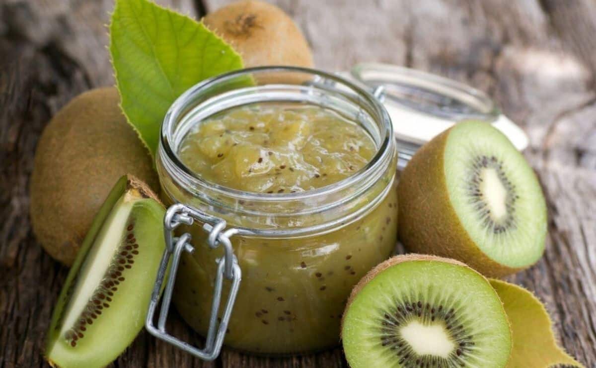 Greek Natural 100% Ηandmade Fruit Spread Kiwi with Honey 9